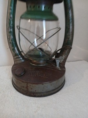 Embury No 2 Air Pilot Green Petroleum Star Bottom Lantern w Dietz H LOC-NOB Globe