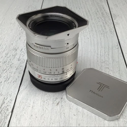 TTArtisan 35mm f1.4 Lens for Leica M Used Good