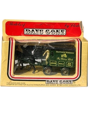 Lledo Models Of Days Gone Diecast Horse-Drawn Carriage Set In Original Box