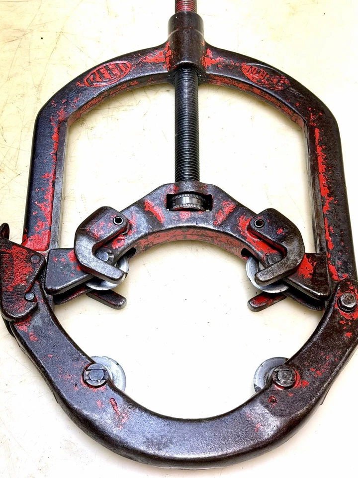 REED Tools USA H6 Hinged Pipe Cutter, 4-6” Pipe Capacity Heavy Steel - Image 2 of 4