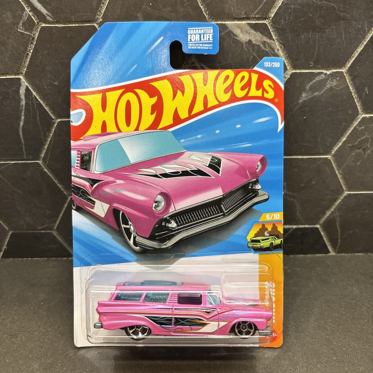 🩷 Hot Wheels 8 CRATE Pink #133 Mainline 2026 Case F | eBay