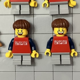 LEGO City Red Shirt Minifigure Lot Of 4 Crying Happy Kids Fairground Mixer E6 71