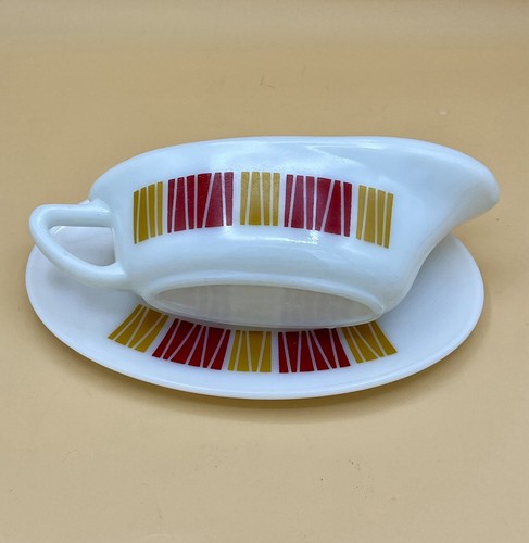 Vintage JAJ Pyrex Matchmaker Pattern Gravy Boat With Matching Saucer Mid Century - Picture 4 of 6