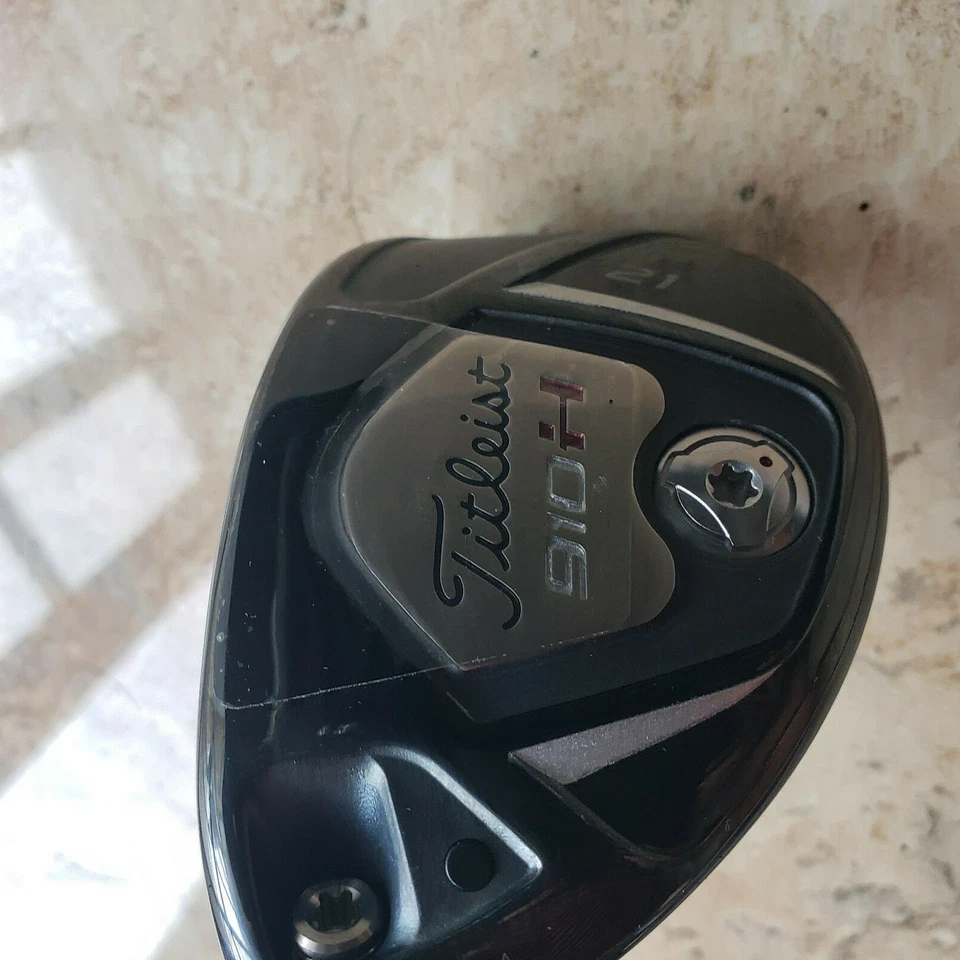 New Tour Issue Left Titleist 910H #4 Hybrid 21* Matrix hM3 Black Tie 105-SRG Flx - Image 4 of 4