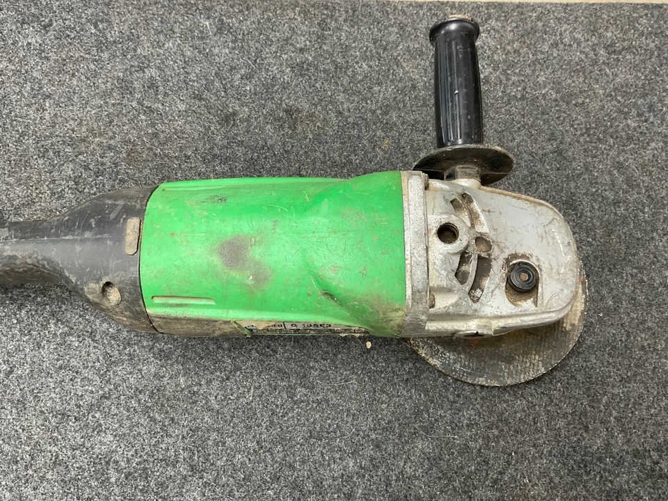 Hitachi G18SE3 110v Angle Grinder Garage Tool - Image 4 of 4