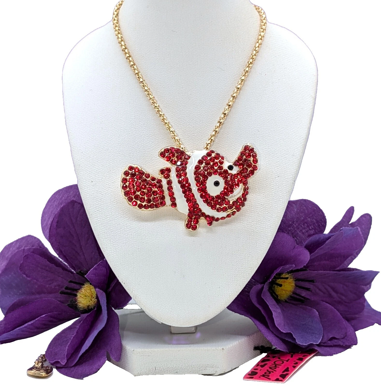 Branco Esmalte Betsey Johnson Fashion Colares e pingentes