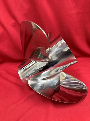 ポメ♡14kgf Mercury Enertia Propeller 14.5 x 17