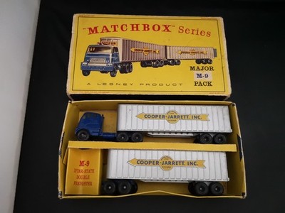 T172-MATCHBOX MAJOR PACK M-9 COOPER-JARRETT INTERSTATE DOUBLE FREIGHTER WITH BOX