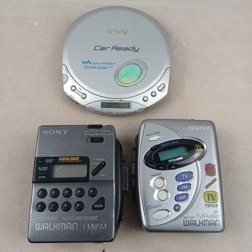 Vintage Sony Walkman CD Cassette ***FOR PARTS*** 3 pc Lot ***NOT WORKING***