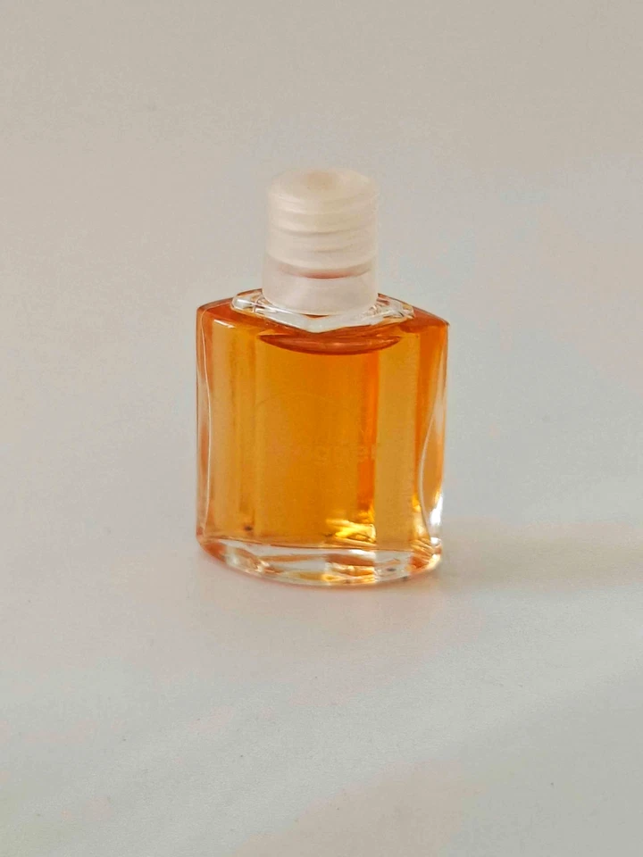 Bogner Woman Classic Miniatur-Eau De Parfum 3,5ml+Beipackzettel-Vintage/1990er - Bild 2 von 2