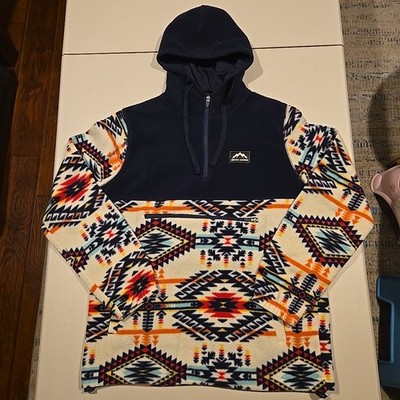 Massive Outdoor Men's Pull Over Belly Pocket Aztec Pattern Hooded Fleece. Size S