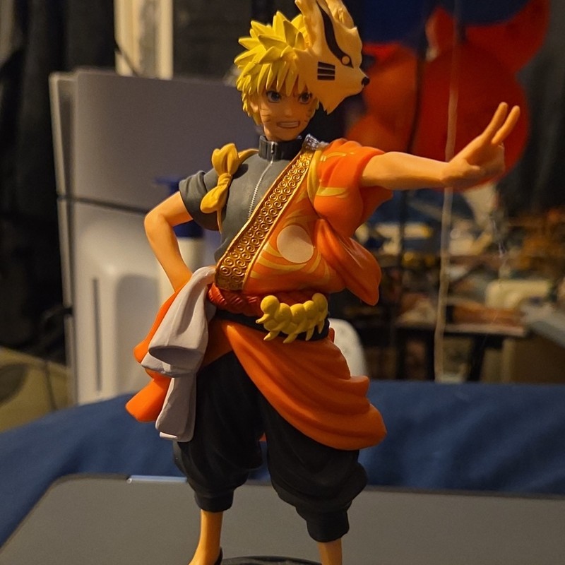 Naruto Uzumaki Naruto Plastic Figure w/ Fox Mask Display Base Orange/Black