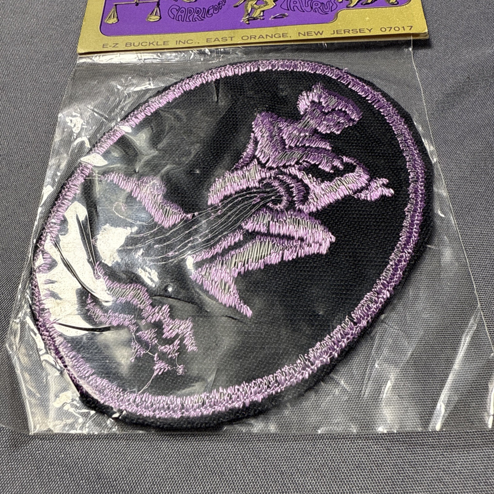 VINTAGE PATCH ZODIAC APPLIQUES AQUARIUS E-Z BUCKLES SEALED USA