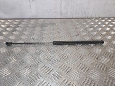 Verin de hayon / de capot Audi S8