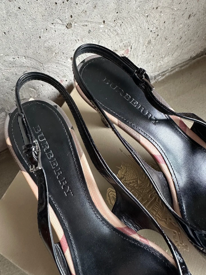 Burberry Black Patent Leather Check Slingback Sandals – Size EU 40 / UK 7 - Image 4 of 4