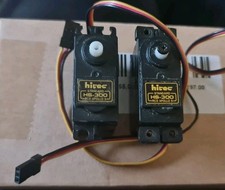2 x Hitec HS-300 Hi-Tec Standard Servos RCD APOLLO 5
