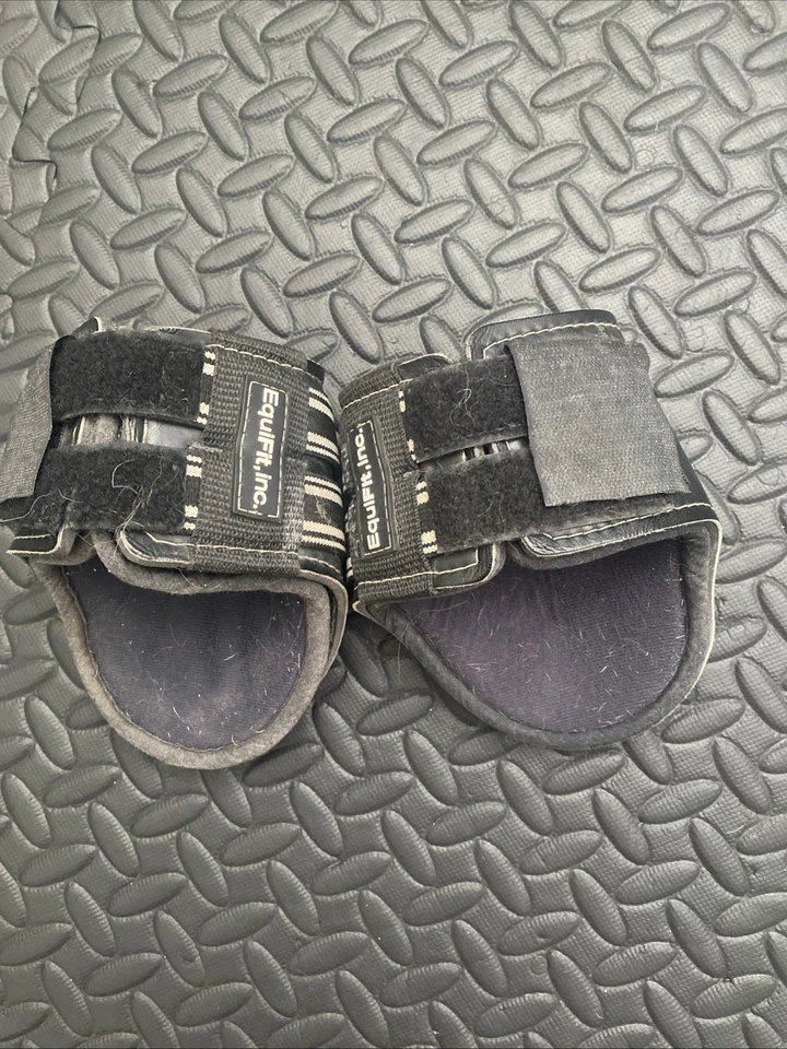 Botas EquiFit T-Boot Series Hind Fetlock negras, talla M/L Foto 2 de 3