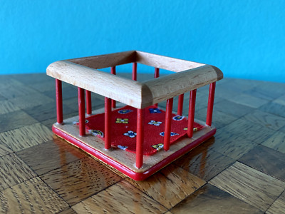 Laufstall Laufgitter 1:18 Caco Puppenstube Puppenhaus 1:18 dollhouse playpen