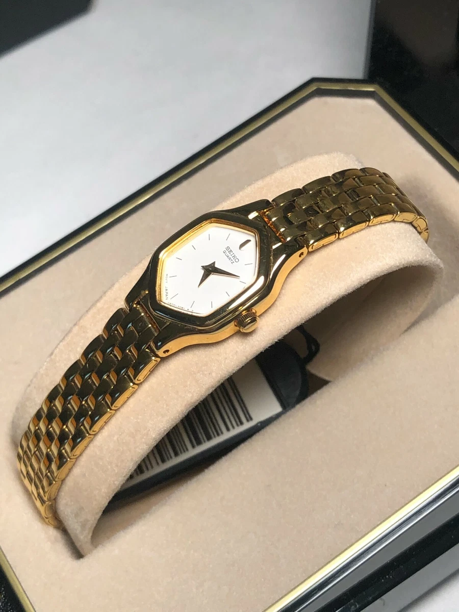 LORUS Women s Ladies Watch Hexagon Gold Tone Vintage Brand New with Tags