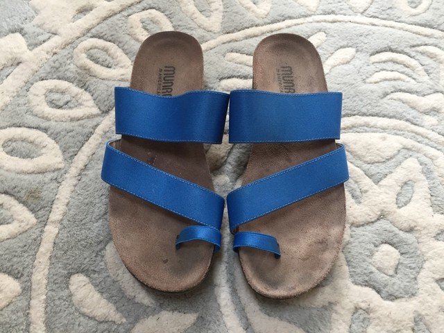 Munro American Royal Blue Strappy Sandals Shoes 6.5 Excellent | eBay