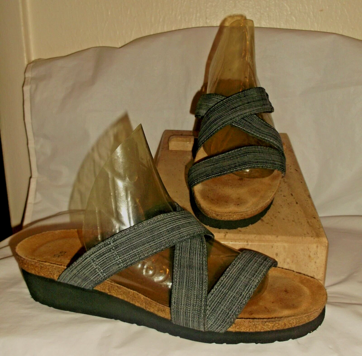 イスラエルNAOTサンダル Naot Israel Gray Fabric Striped Fabric Wedge Slide Sandals 39 / 8