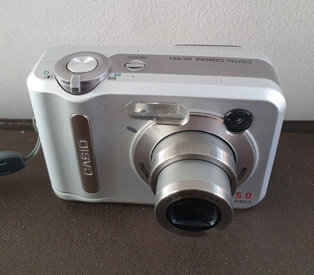 Casio QV-R51 5.0MP Digital Camera 2