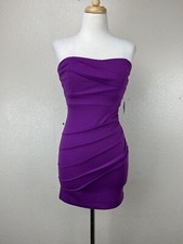Forever 21 Strapless Short Purple Mini Dress Size Medium M Stretch Zip Up Back