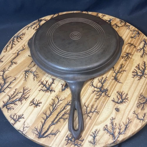 Vintage 1930s-1950s Wagner Ware Cast Iron Hinged Lid W/ Handle