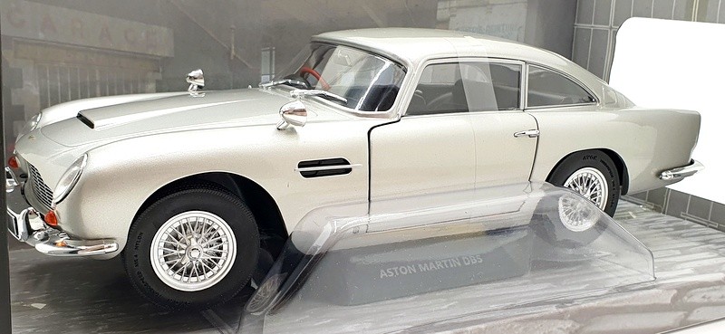 Solido Aston Martin Db5 Coupe 1964 1:18 1807101 