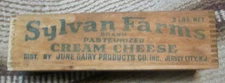 vintage cheese box finger jointed Sylvan Farms June Dairy Jersey 'City,N.J.