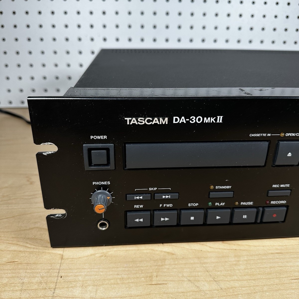 Tascam DA30 MkII 3U Deep Rack Mountable DAT Recorder for