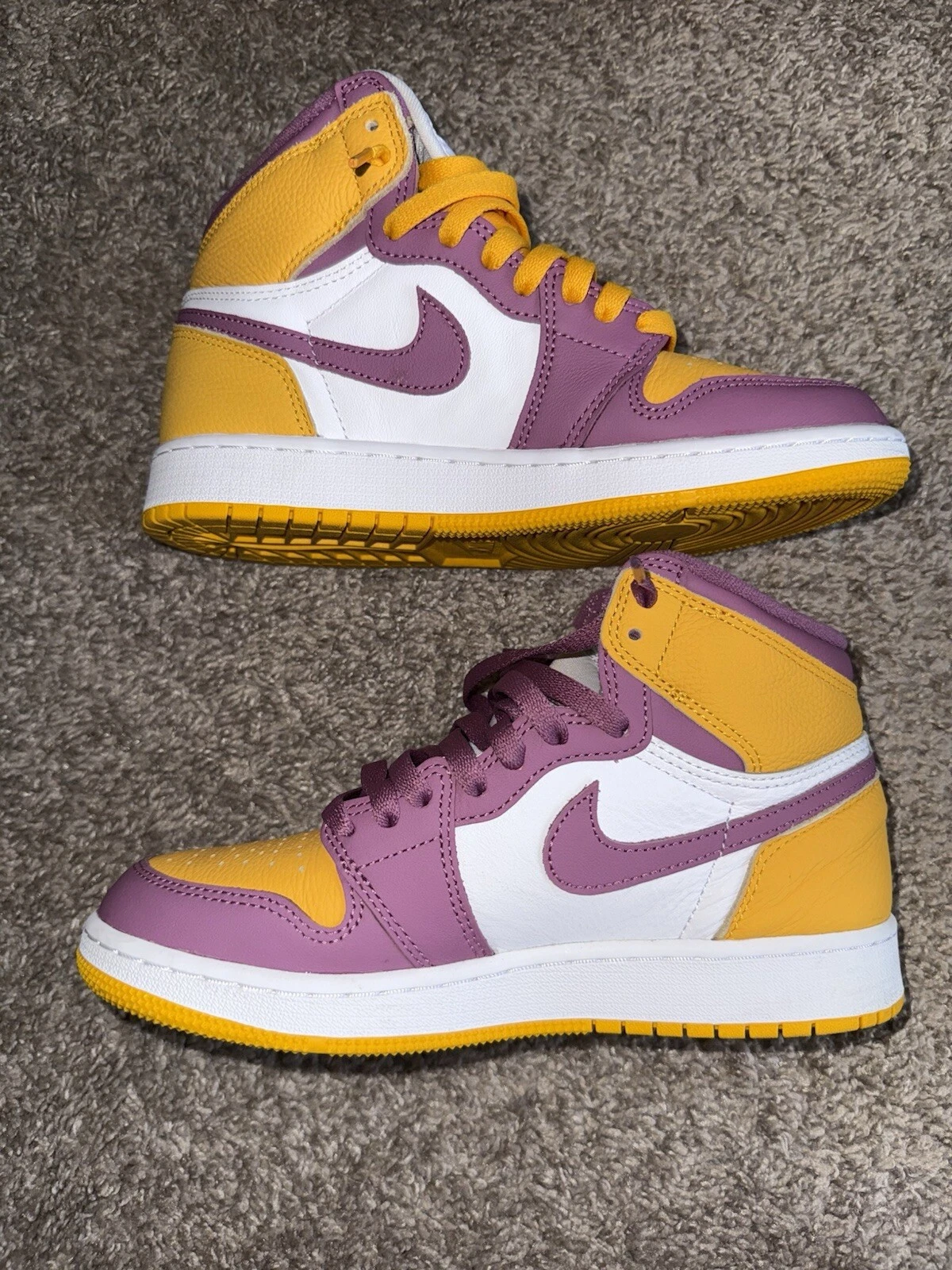 Jordan 1 High Brotherhood GS taglia 5 5 anni