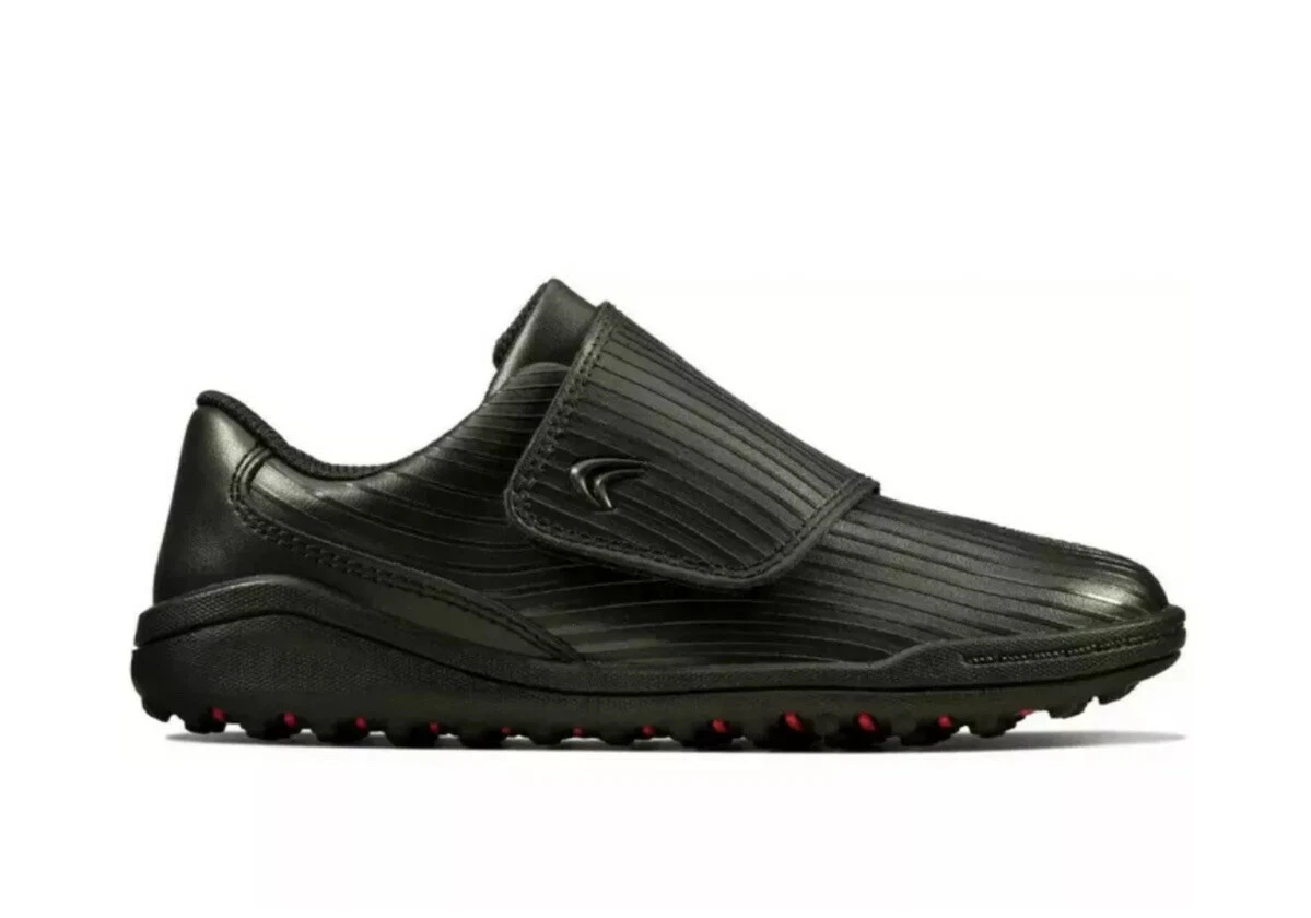 New Clarks Size 8.5 F Circuit Swift Black Kids Boys Trainers