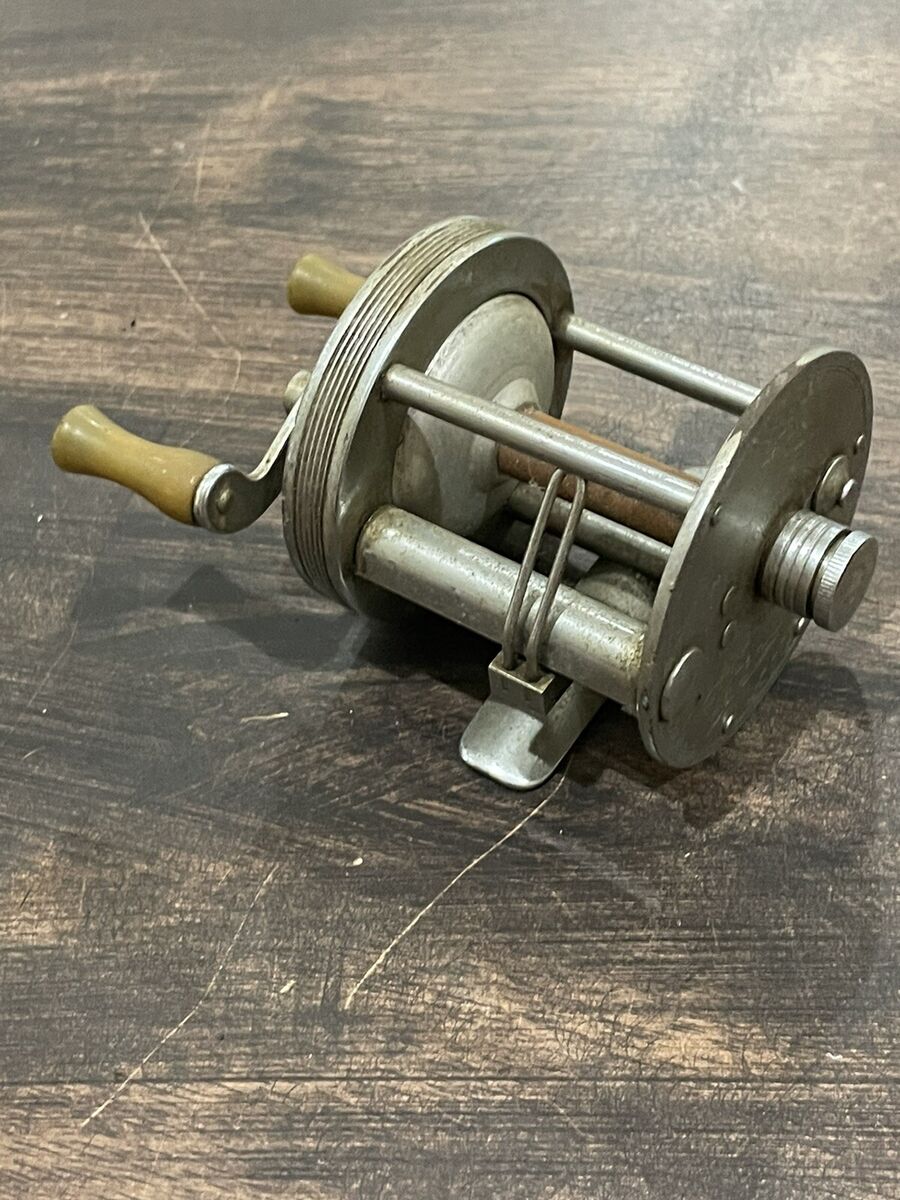 Vintage JC Higgins 300 Bait Caster Fishing Reel (Q1) | eBay Vintage JC Higgins 300 Bait Caster Fishing Reel (Q1) | eBay