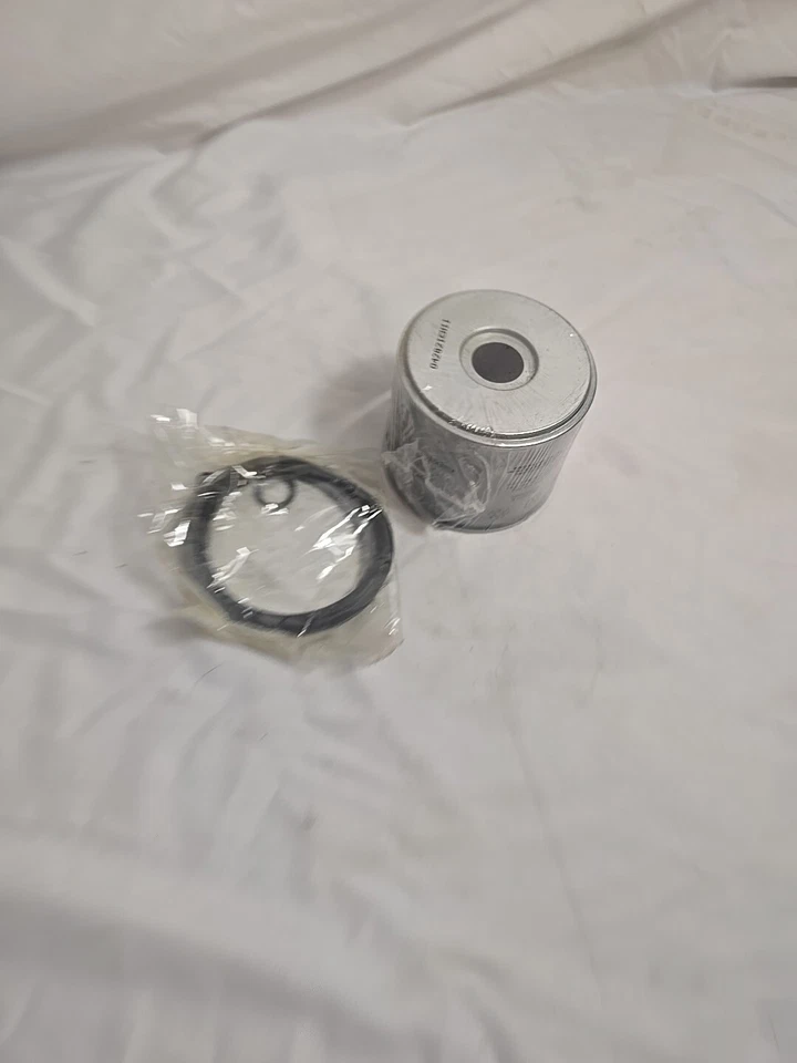 Filtro de combustible motor WIX 33166 para Alfa Romeo Land Rover Peugeot Volkswagen Foto 2 de 4