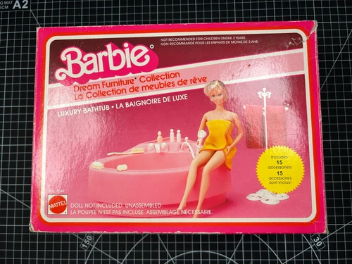 Vintage 1982 Barbie Mattel Dream House Luxury Pink Bathtube and Accessories
