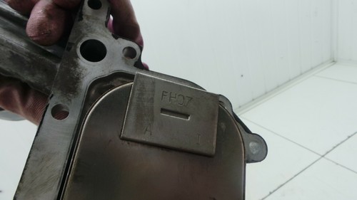 Subaru Legacy MK4 2010 2.0 Diesel EE20Z Oil Filter Housing & Cooler 103254 - Picture 10 of 11