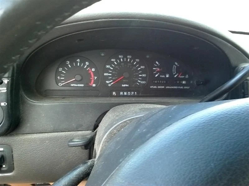 Cabezal velocímetro solo se adapta a 96-98 QUEST 542256 Foto 3 de 4