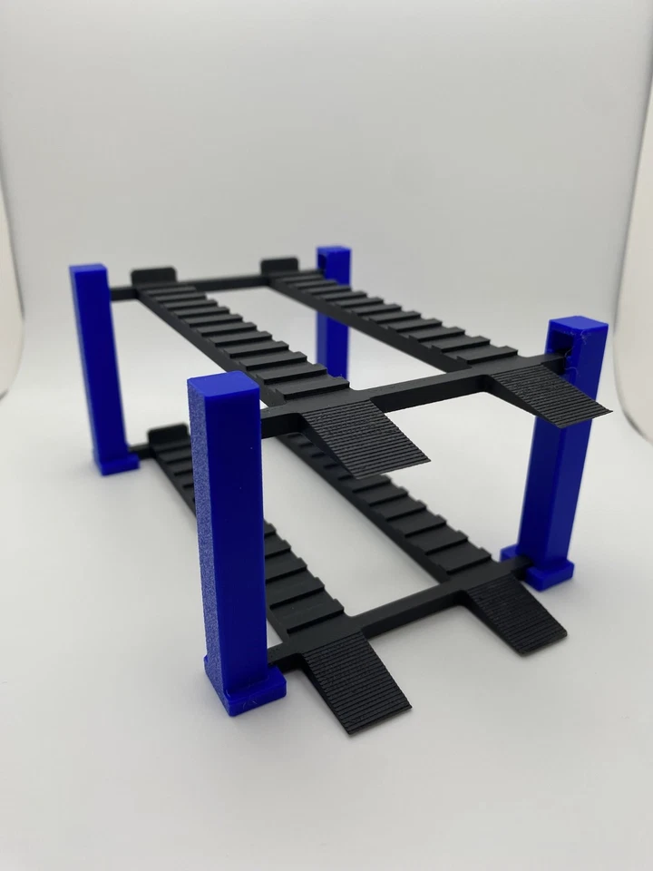 1:18 Scale 4 Post Lift Garage Display 2 tier For Diecast - Image 3 of 3