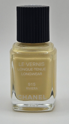 Chanel Le Vernis Nail Polish in Shade 915 Riviera – 13ml / 0.4 fl