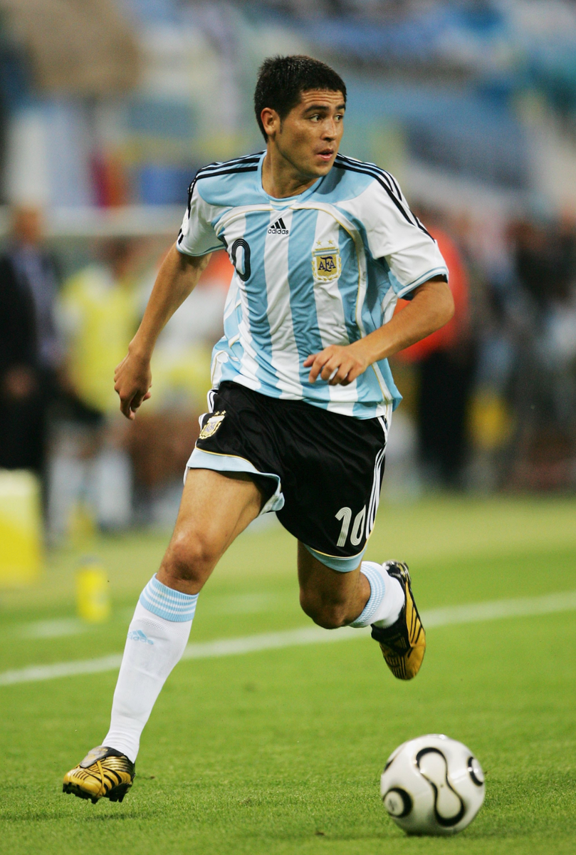 Retro Original Argentina soccer WORLD CUP jersey 2006 Retro Original Argentina soccer WORLD CUP jersey 2006