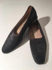 Authentic SALVATORE FERRAGAMO Gray Croco Print Velvet Ballet Shoes 7.5B