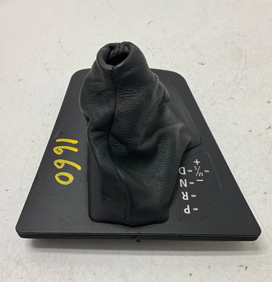 2004 宝马 X3 Shift Selector 靴子变速器保护套装饰 51167056025 原始设备制造商 — 第 3/4 张图片