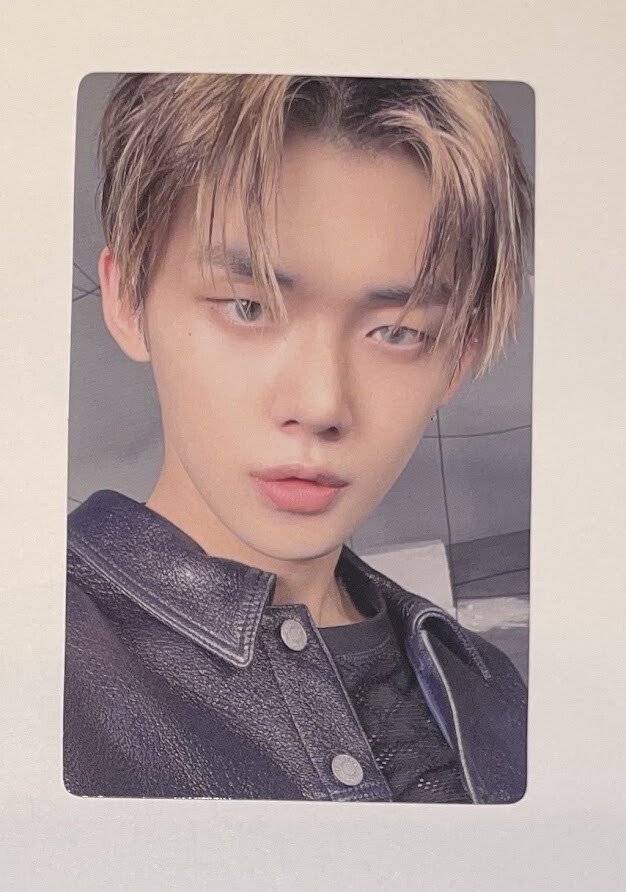 TXT YEONJUN - GOOD BOY GONE BAD GBGB - Solo Japan 3rd CD