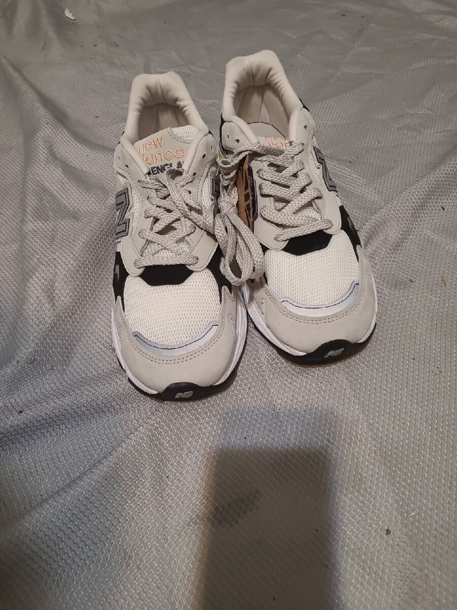 New Balance 920 Shoe Mens Size 10 Made in England White New Balance 920 Shoe Mens Size 10 Made in England White