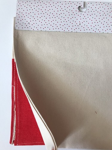 NWT VALENTINE'S DAY Table Runner 12" X 50" Christmas Sparkly Red Tan - Picture 4 of 4