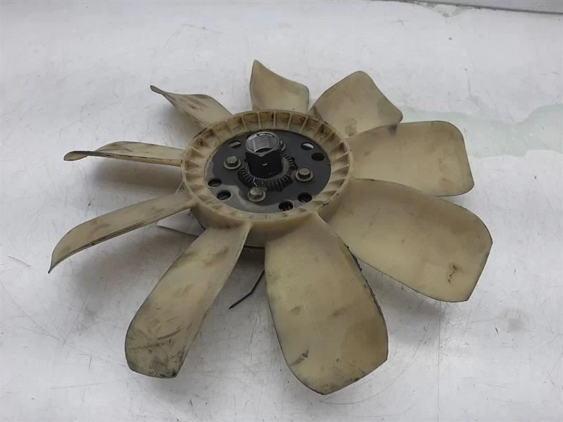 Fan Clutch Classic Style Creased Door Skin 99-07 GMC SIERRA 2500 PICKUP 22149877 - Image 3 of 4