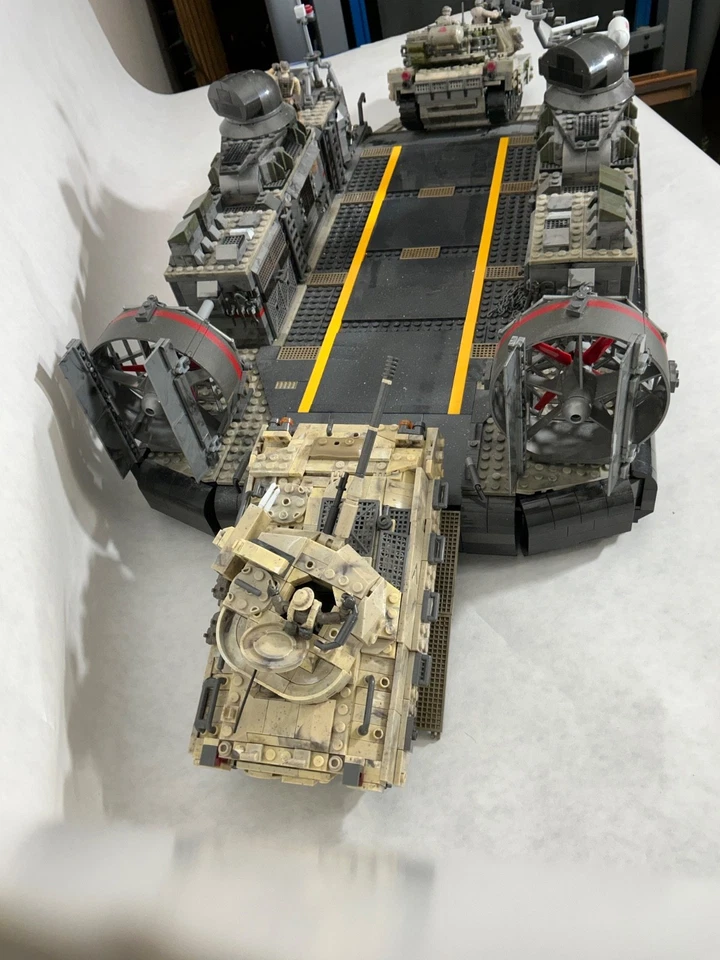 Call of Duty Mega Bloks Collector Construction Sets - All Three Included  - Image 3 of 4