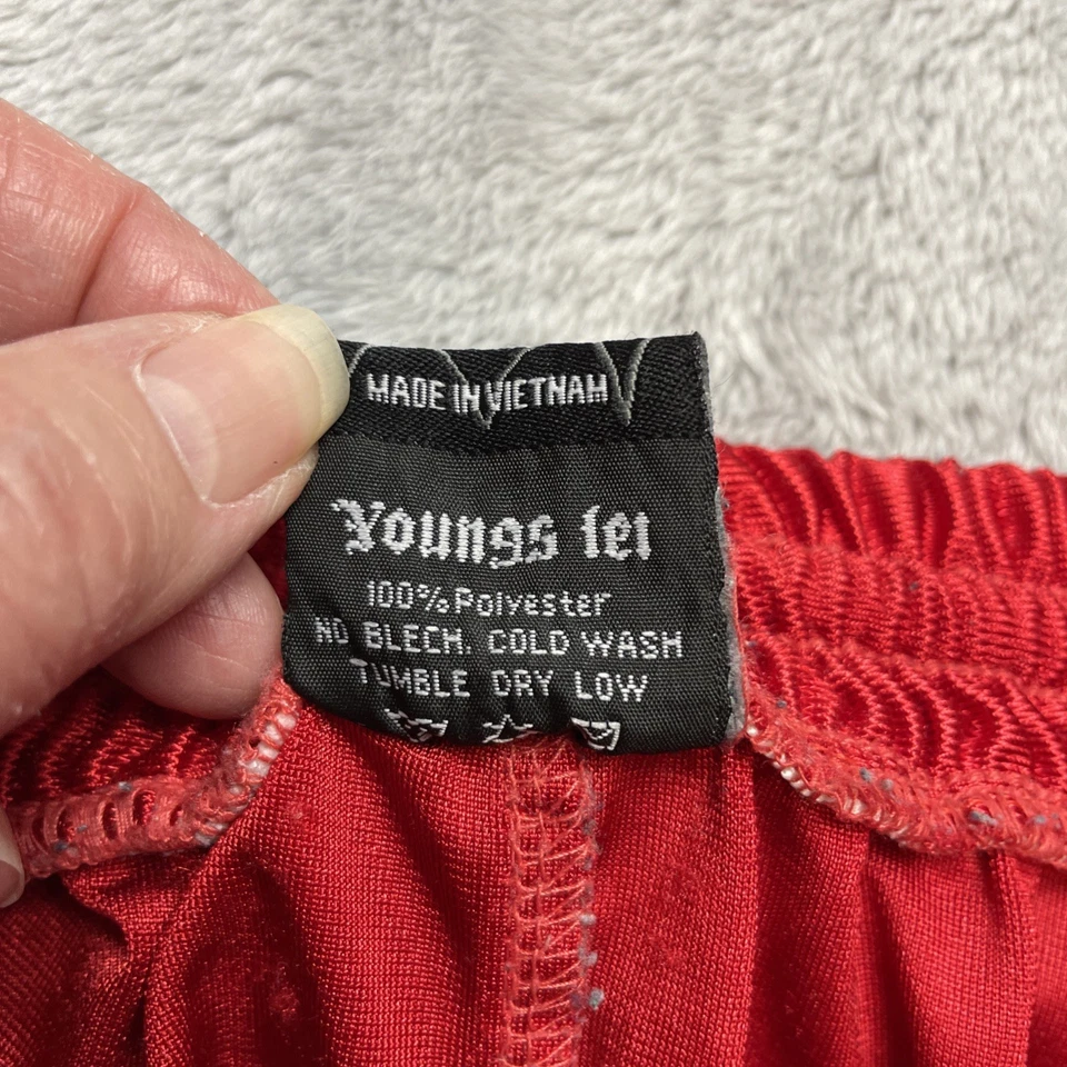 Youngs Lei Shimmer Basketball Shorts Mens 2XL Red Black Tropical Floral 10" - Image 4 of 4