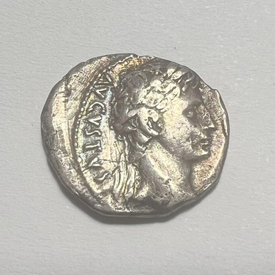 ROMAN EMPIRE CAESAR AUGUSTUS (27 BC - 14 AD) SILVER DENARIUS LYONS MINT BULL XII